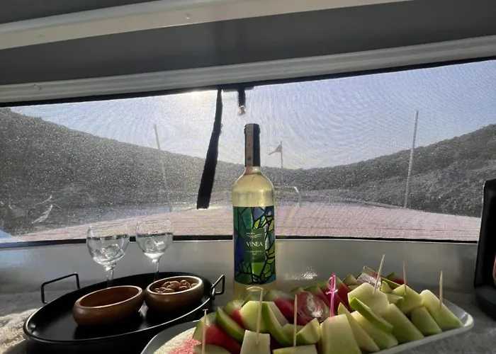 Ботель Kacamak Yachting *